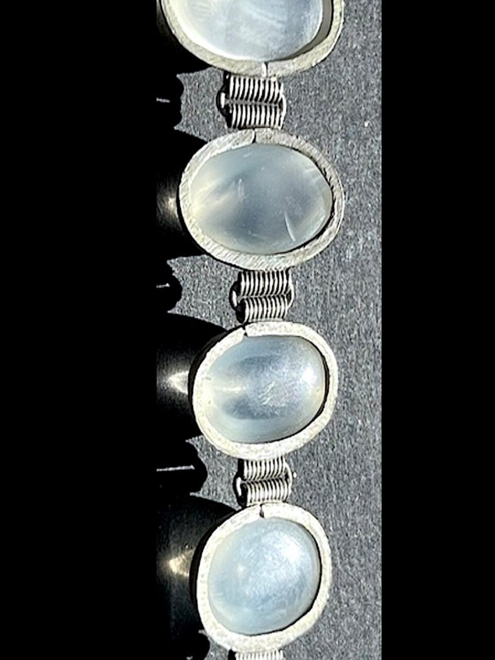 Vintage Silver Tone Moonstone Opalite Cabochon Bracelet 7 7/16" L - Picture 8 of 16